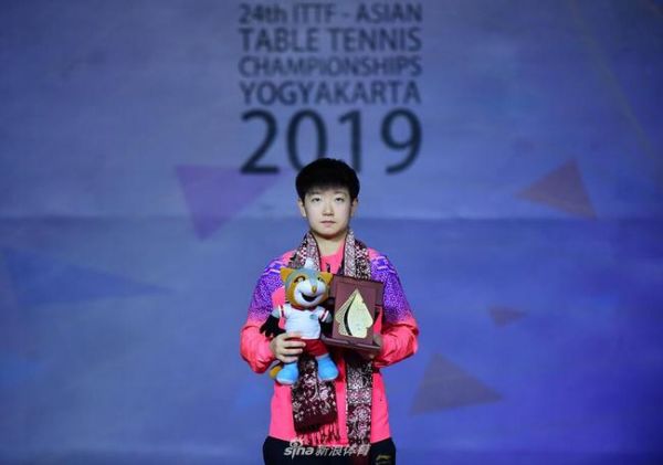 连赢丁宁刘诗雯 亚锦赛孙颖莎霸气登顶谦称幸运