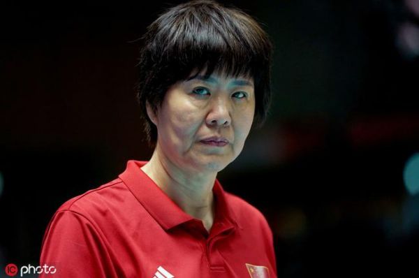 只要看到郎平的眼神 中国女排逆转就永远可能发生