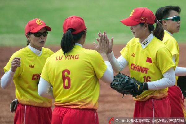 中国女垒奥运预选赛首战告捷 0比3落后逆转新西兰